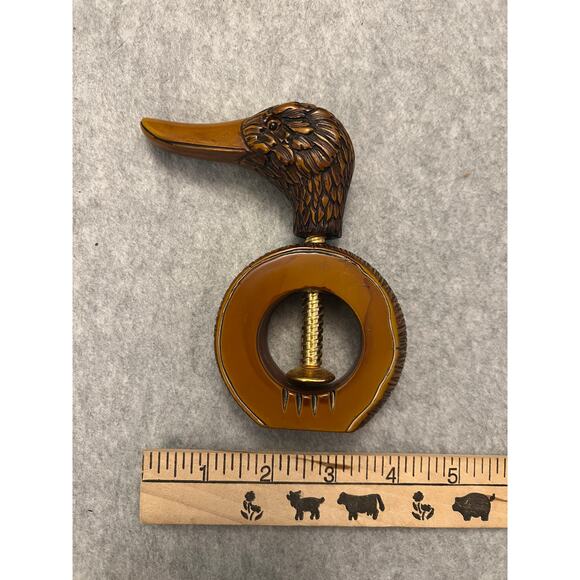Stampealari Nutcracker Breaker Duck Head Molded Wood Effect Threaded Screw‎ - Picture 4 of 13